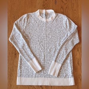 🐆 [A New Day] Leopard Print Sweater